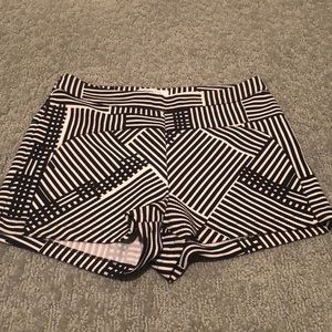Black/nude checkered shorts